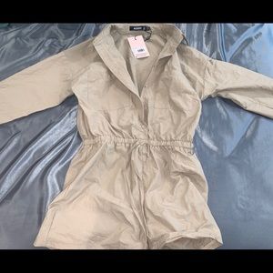 tan cargo playsuit / romper